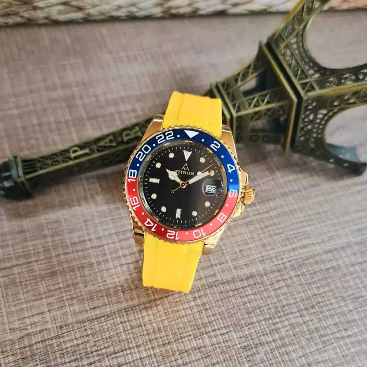 Fitron Men’s High- Quality Watch with Black Rubber Strap and Pepsi Case – Sporty Quartz Analog Timepiece